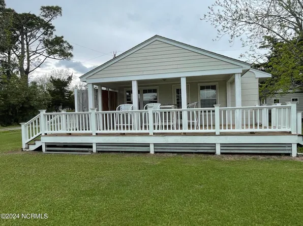 125 Harbor Road, Marshallberg, NC 28553