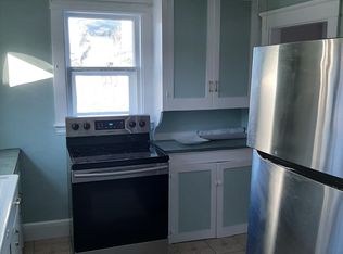 9 Colonial Rd, Portland, ME 04102