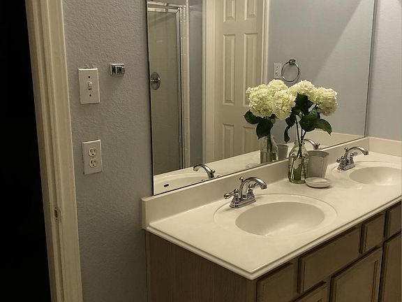 Double Vanities in the Master Bath