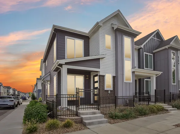 1833 S Poplar Ct, Denver, CO 80224