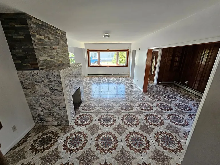 175 Park Ave — Photo 6