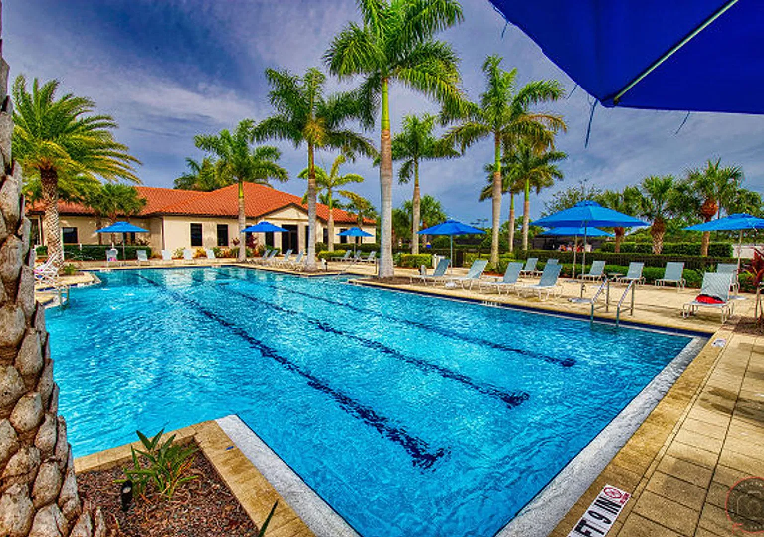 Seasonal Short-Term 3 Bedroom 2 Bathroom Heated Pool Home in Sarasota National with resort-like A... — Photo 4