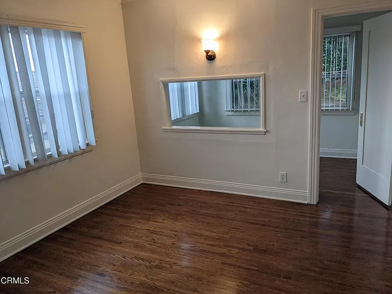 1 Waverly Dr — Photo 16