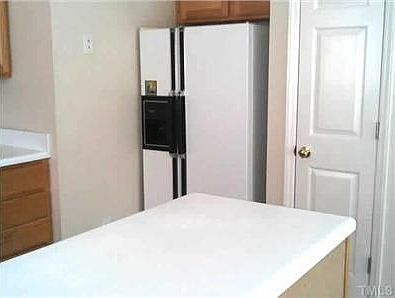 5th image of 6 Bentwood Pl
