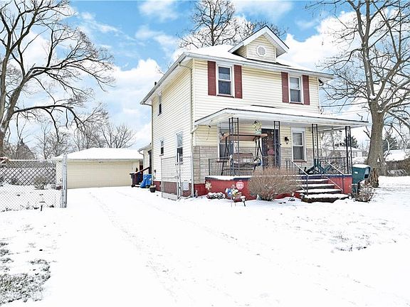 2nd image of 1159 Oak Knoll Ave SE