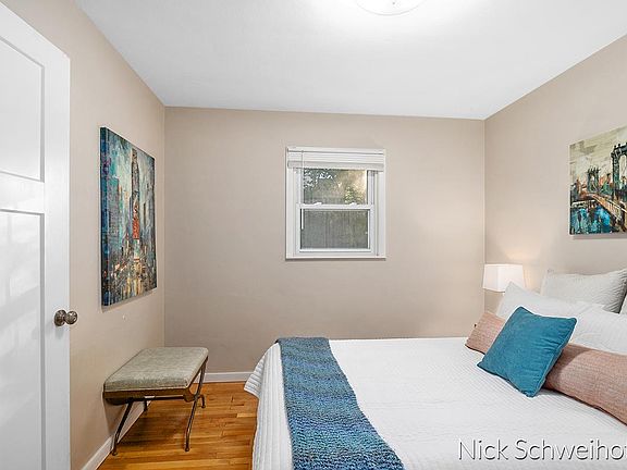 5th image of 3853 Washington Ave