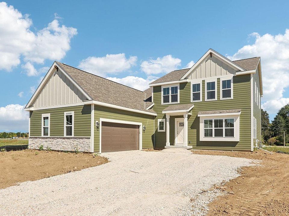 1st image of W240N5628 Daisy COURT