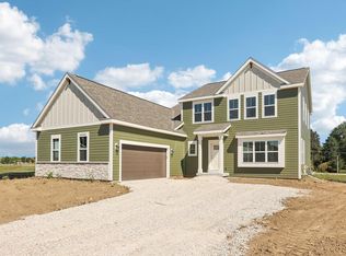 W240N5628 Daisy Ct, Sussex, WI 53089