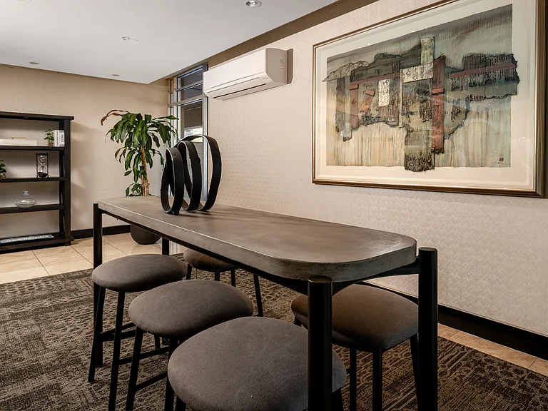 Tan Plaza Apartments — Photo 35