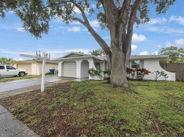 3453 6th Ave SE, Largo, FL 33771