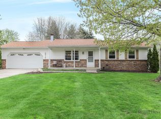 2516 Appleleaf Ct NE, Grand Rapids, MI