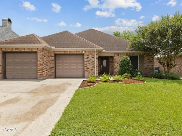 510 Kings Cove Cir, Lafayette, LA 70508