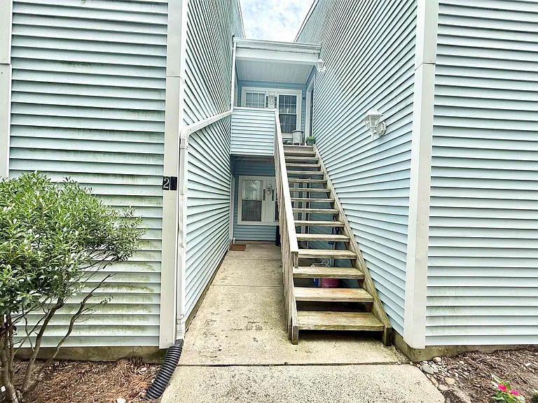 156 Driftwood Ct — Photo 15