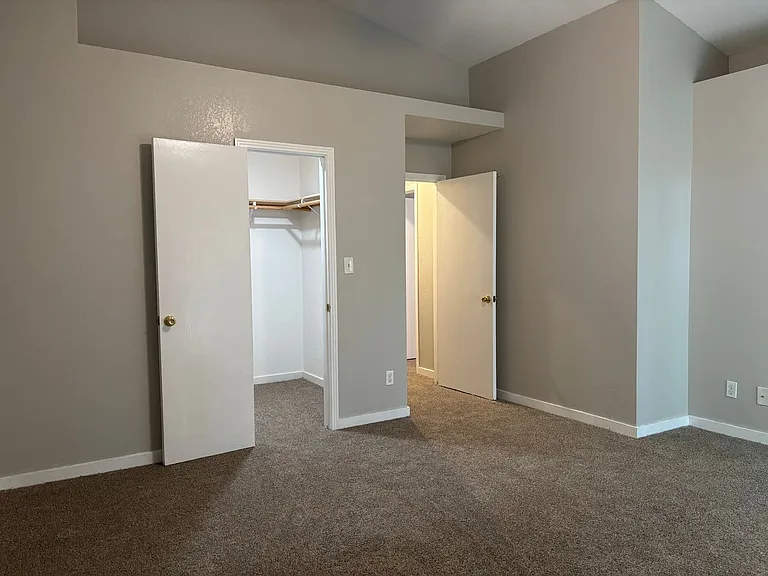 4436 N Wheeler Ave — Photo 8