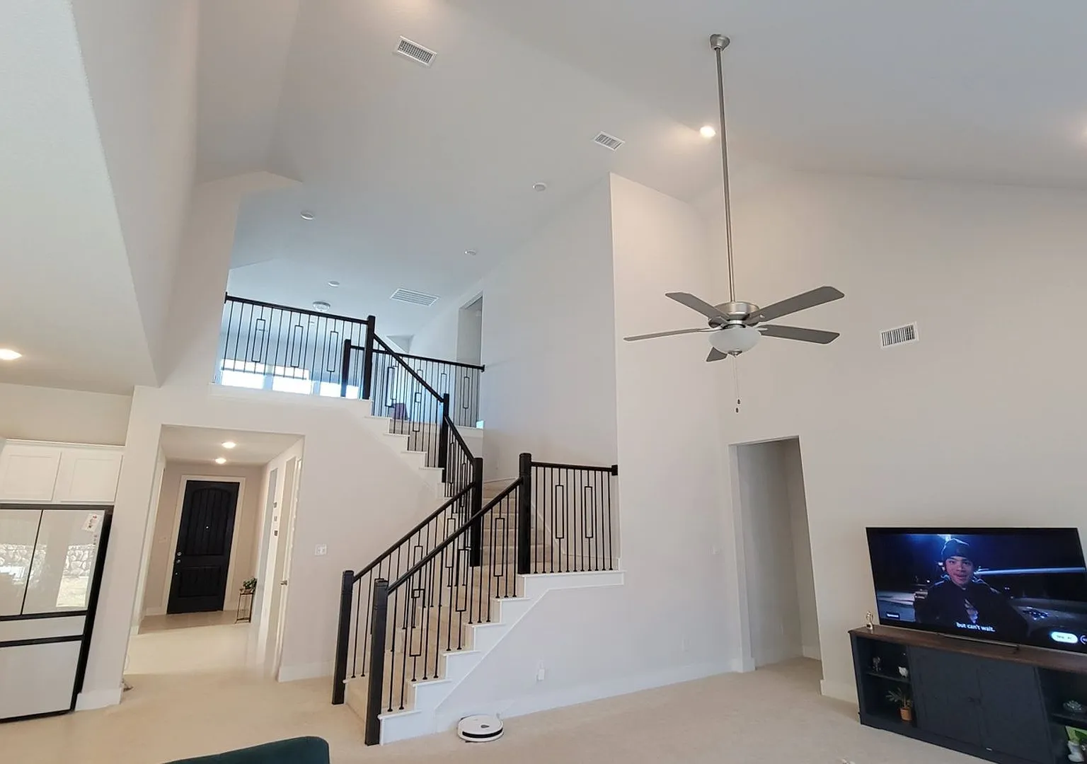 4 Bedroom Single Family in Fort Worth — Photo 3
