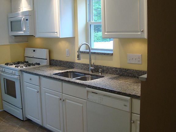 2nd image of 4097 Loughborough Ave