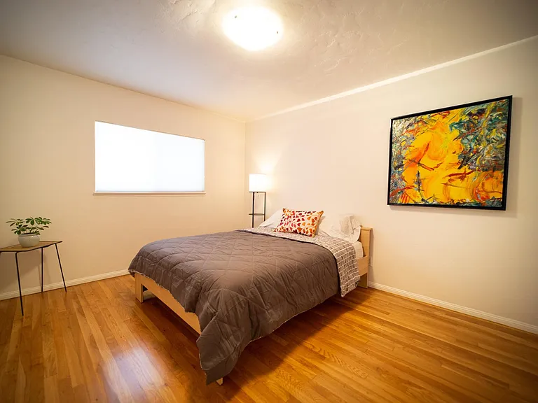 310 Alma Ln — Photo 20
