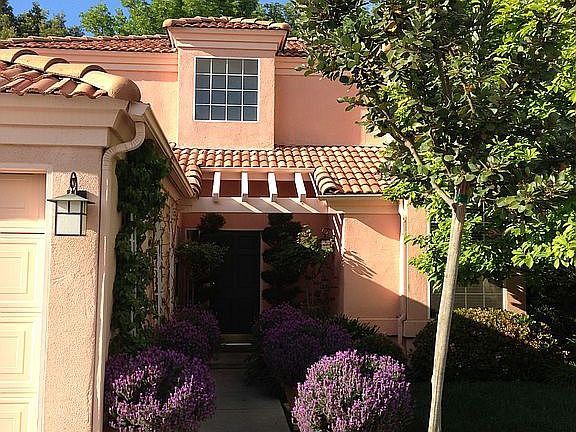 2nd image of 1272 E Loma Linda Ave