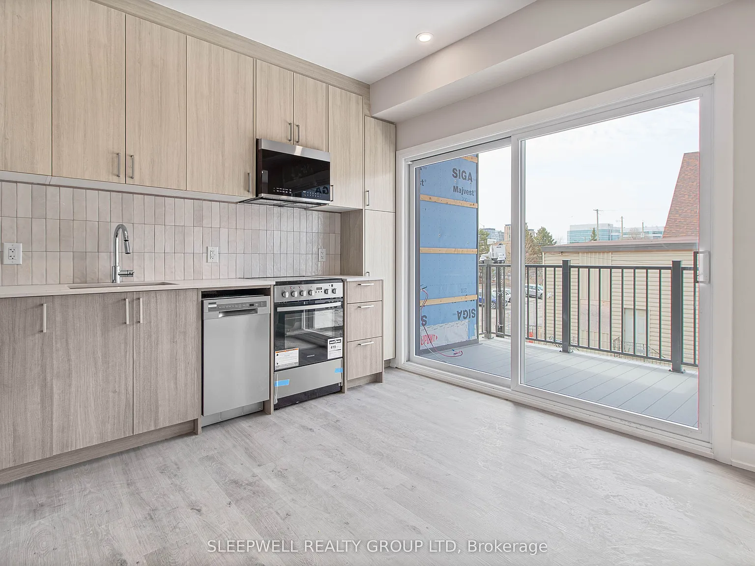 1 bed, $1,975 — Photo 4