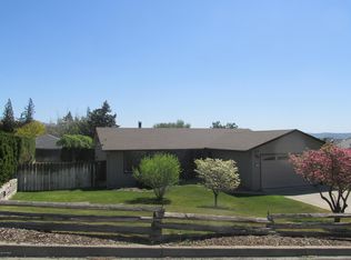 103 S 58th St, Yakima, WA 98901