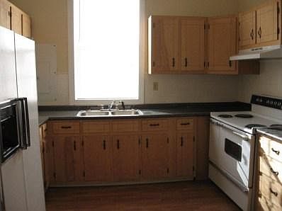 5th image of 200 Beetree Ave
