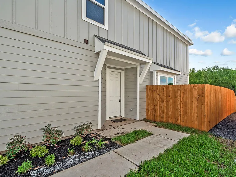27839 Western Creek Ct — Photo 3