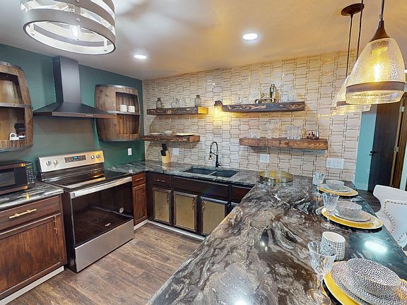 3rd image of 600 N Kensington Dr #11530682