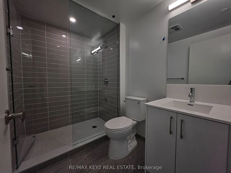 4010 Eglinton Ave W #522 — Photo 11