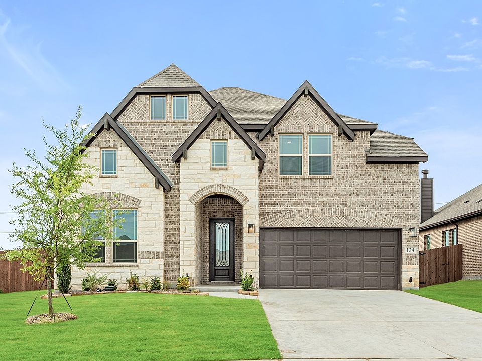 1st image of 134 Emperor Oak Ct