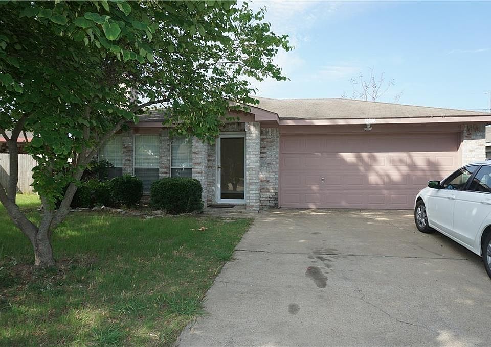 1st image of 12208 China Lake Dr