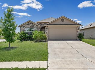 111 Hess Dr, Kyle, TX 78640