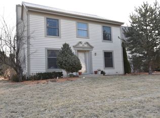 224 Westfield Way, Pewaukee, WI 53072