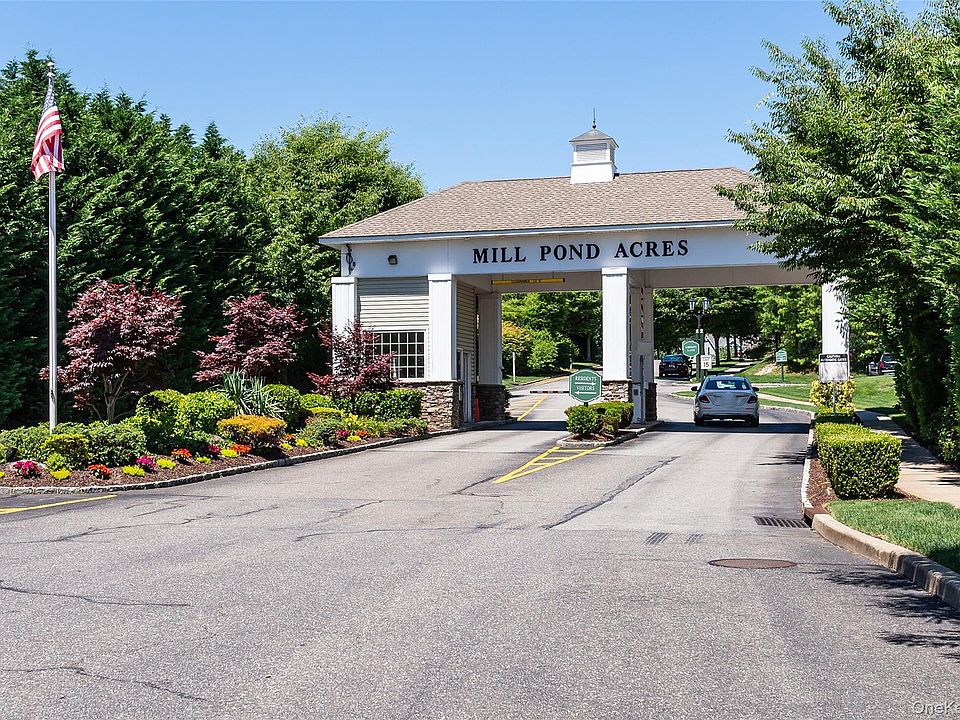 1st image of 106 Pond View Drive