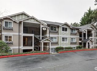 11303 NE 128th St APT B201, Kirkland, WA