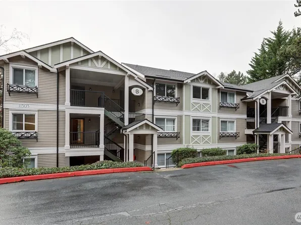 11303 NE 128th St #B201, Kirkland, WA 98034
