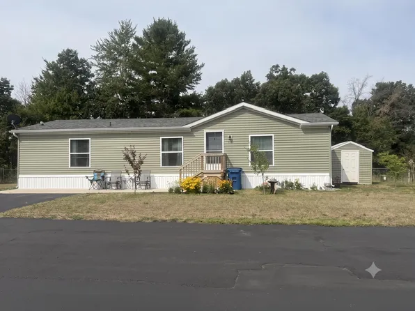 653 S Bluegill Ln, Newaygo, MI 49337