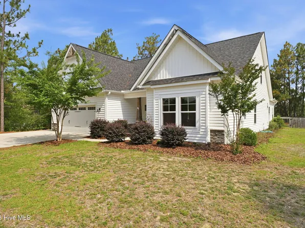 44 Richmond Road, Foxfire Village, NC 27281