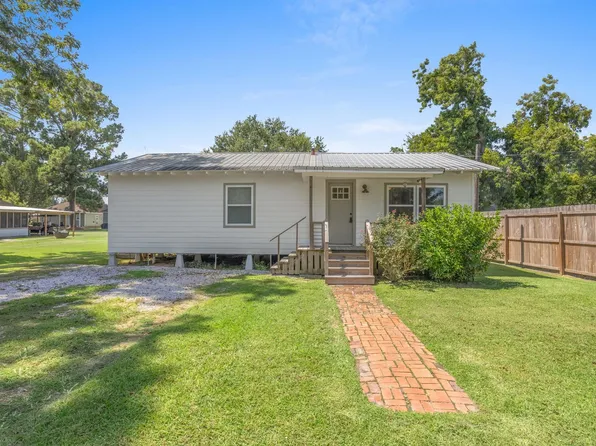 405 Cooper St, Welsh, LA 70591
