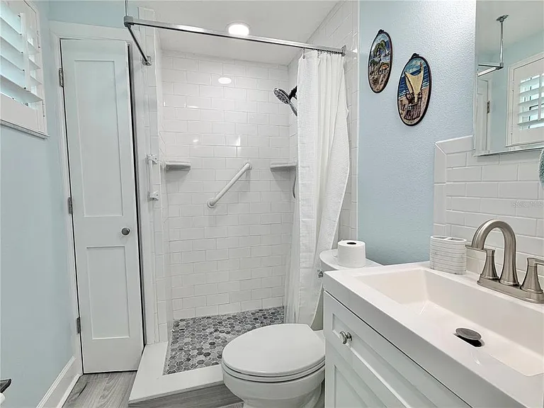 144 Coral Ave — Photo 42