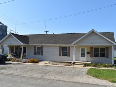 403 Clayton, Benson, IL, 61516