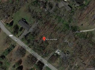 9026 Hood Rd, Charlotte, NC 28215