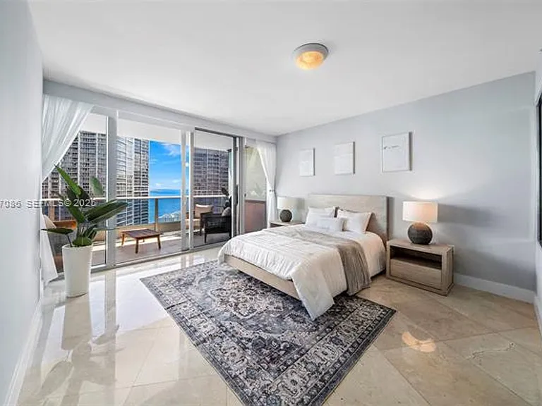 200 Biscayne Boulevard Way #4308 — Photo 16