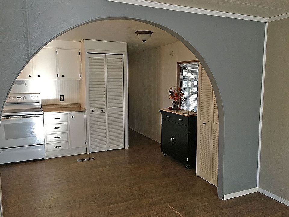 Open Living Rm/Kitchen
