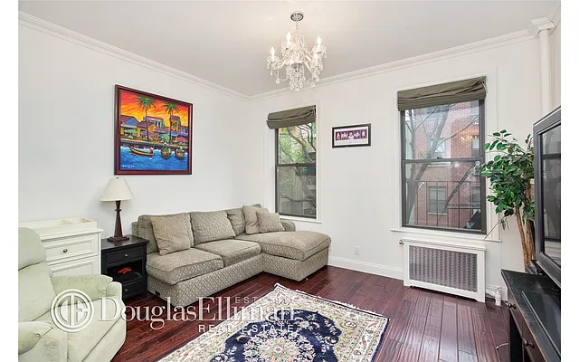 Sold by Douglas Elliman | media 14