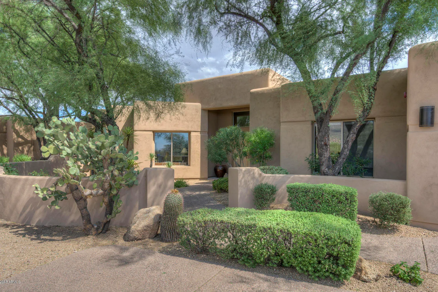3 bed, 3.0 bath, 3000 sqft, $9,700 — Photo 4