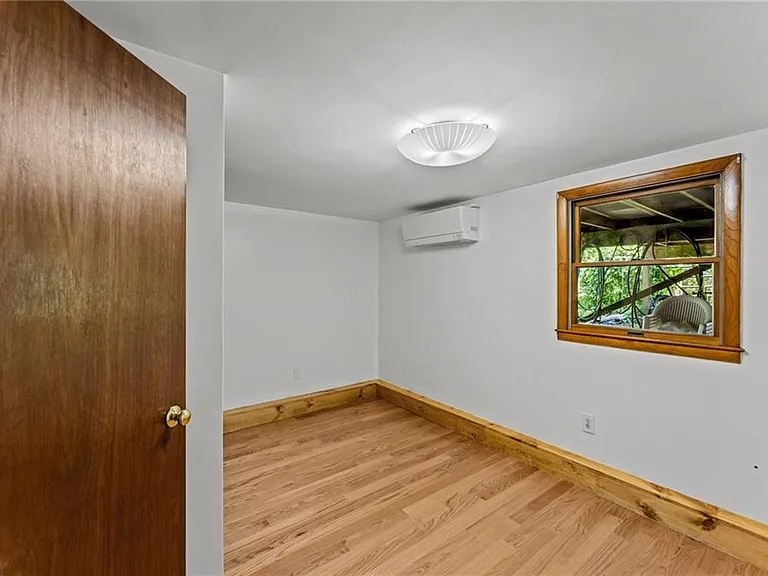 150 Wolcott Ave #A — Photo 10