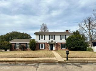 3901 Quinn Dr, Pascagoula, MS 39581