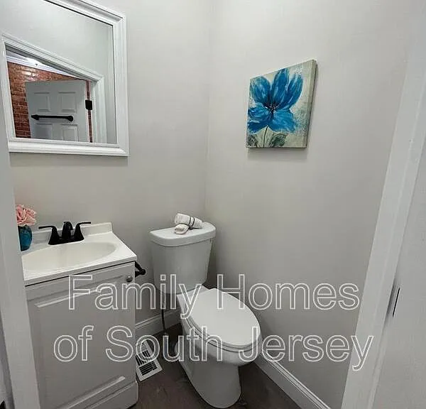 3205 Latona St — Photo 8