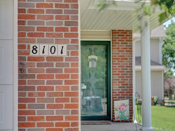 2nd image of 8101 Oshel Ave