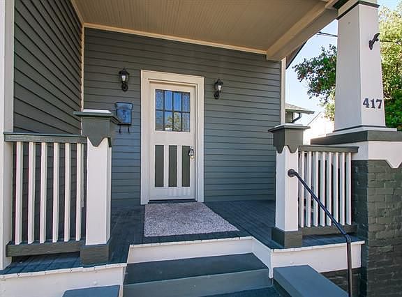 3rd image of 417 Seguin St